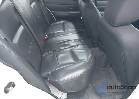 2011 Ford Crown Victoria Police Interceptor from USA, damaged, VIN 2FABP7BV0BX120767